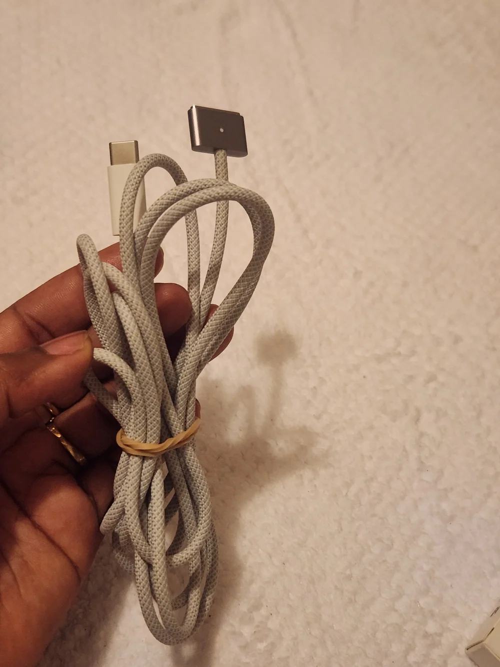 Apple Macbook Pro  Braided USB-C to 30-pin Cable - Light Gray